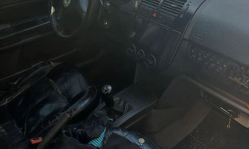 Volkswagen Polo Seda...