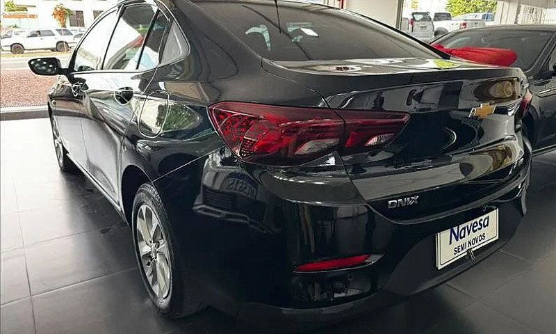 Chevrolet Onix Plus ...