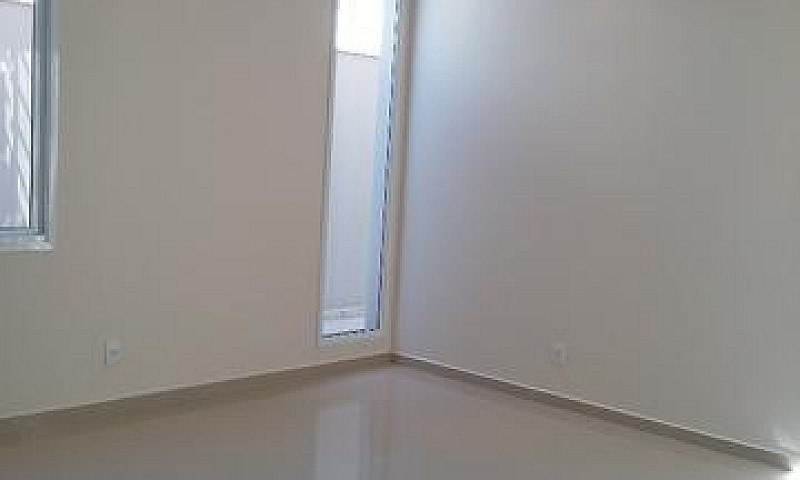 Casa Com Piscina A V...