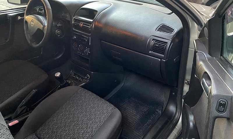Gm Astra Advantage 2...