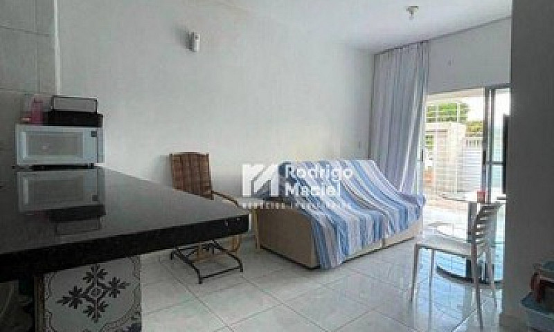 Casa Com 3 Dormitóri...