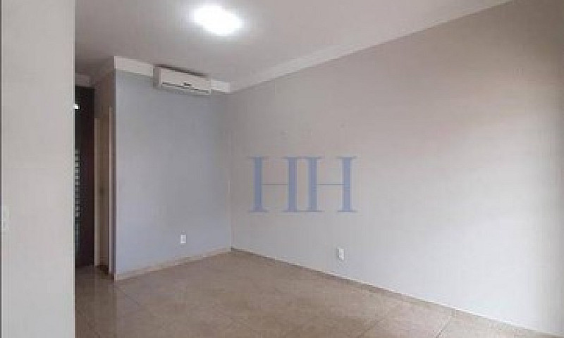 Casa Com 3 Dormitóri...