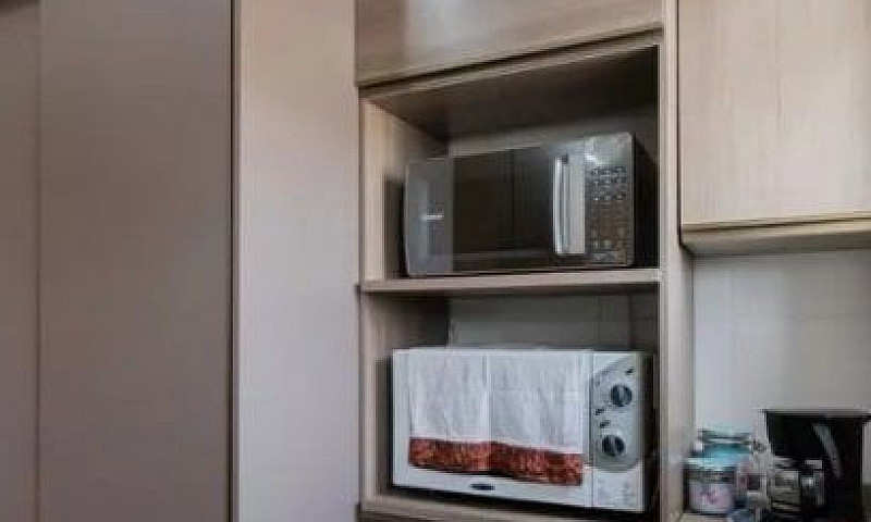 Apartamento Com Móve...