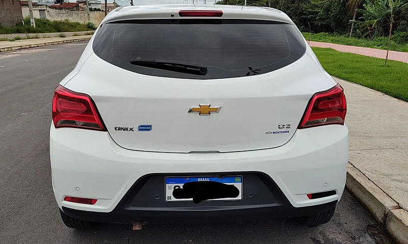Onix 1.4 Ltz Automát...