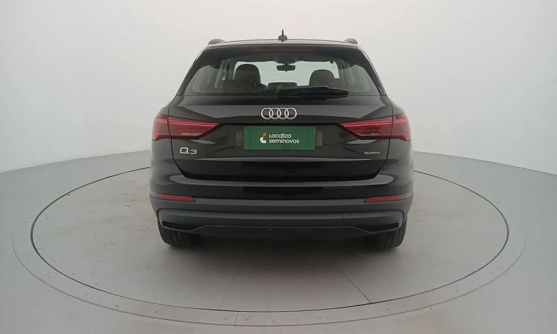Audi Q3 Prestige 2.0...