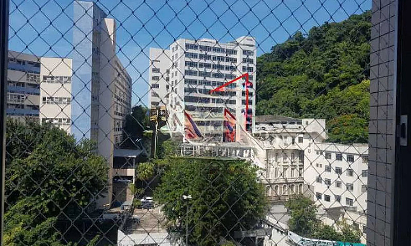 Apartamento-À Venda-...