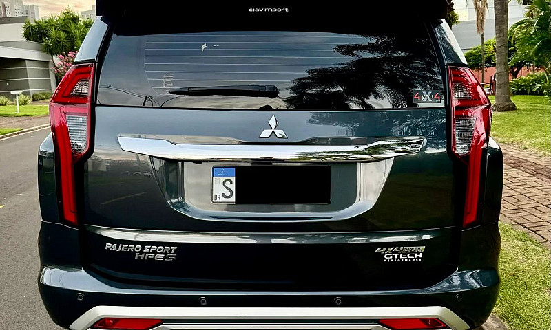Pajero Sport Hpe-S 2...