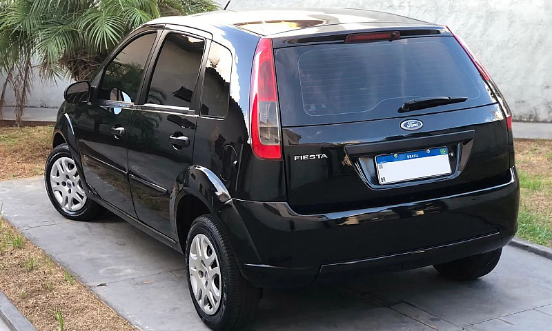 Ford Fiesta 1.0 8V F...