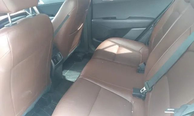 Hyundai Creta Presti...