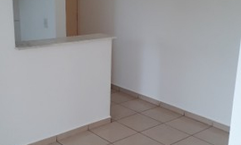 Aluga-Se Apartamento...