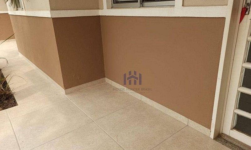Casa Com 3 Dormitóri...