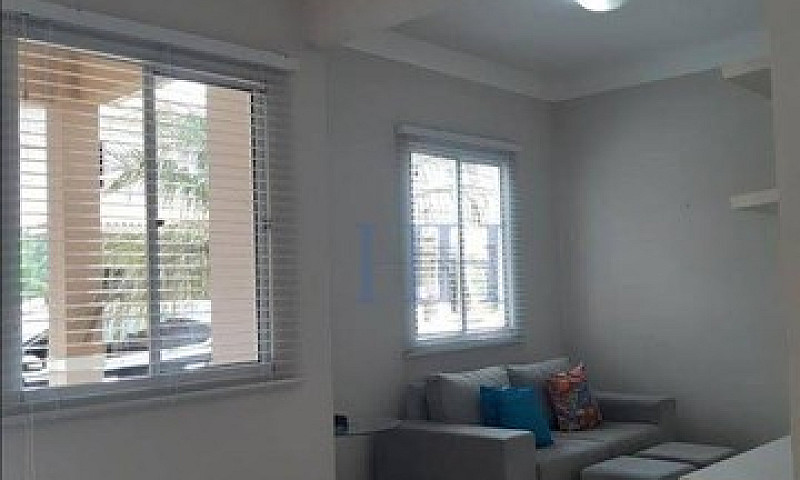 Casa Com 3 Dormitóri...