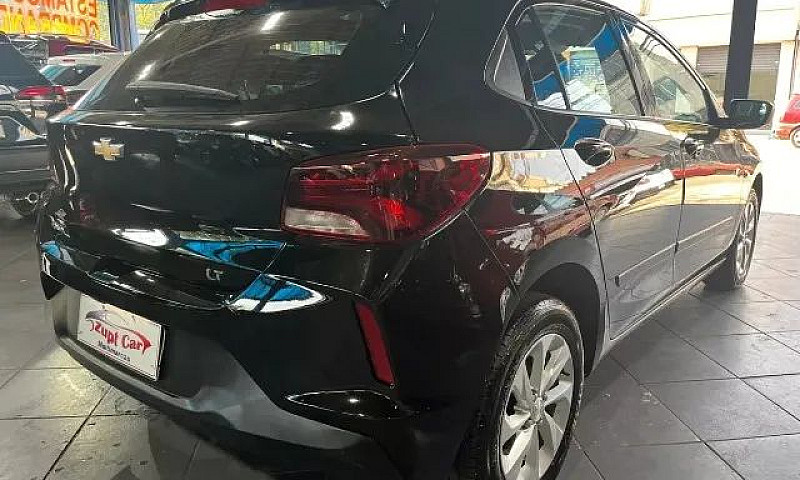 Chevrolet Onix Lt2 1...