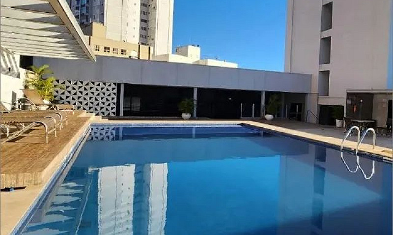 Este Apartamento Fla...