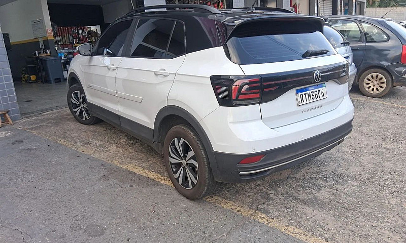 Volkswagen T-Cross S...