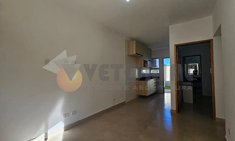 Casa Com 2 Dormitóri...