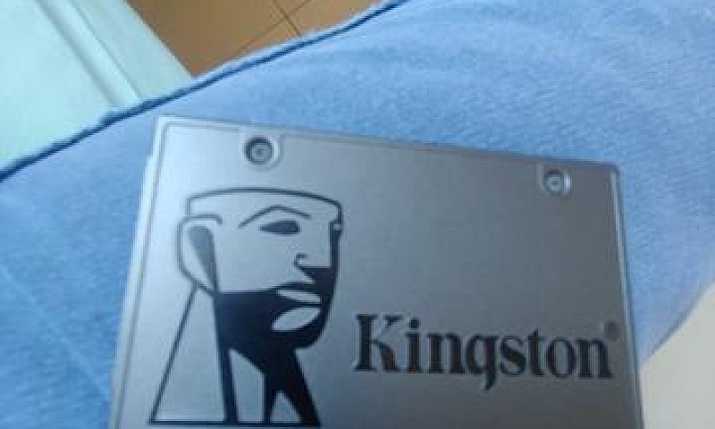 Sdd Kingston 120Gb...