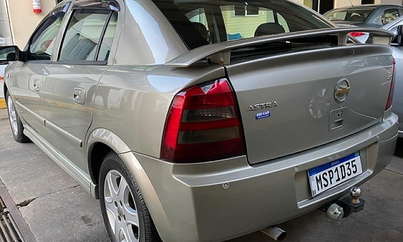 Gm Astra Advantage 2...
