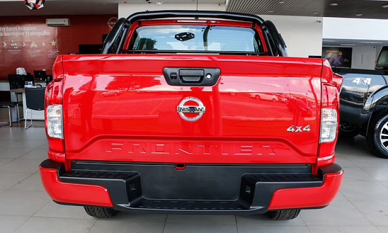 Nissan Frontier 2.3 ...