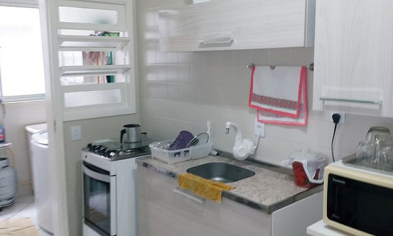 Quarto Inteiro Em Ap...