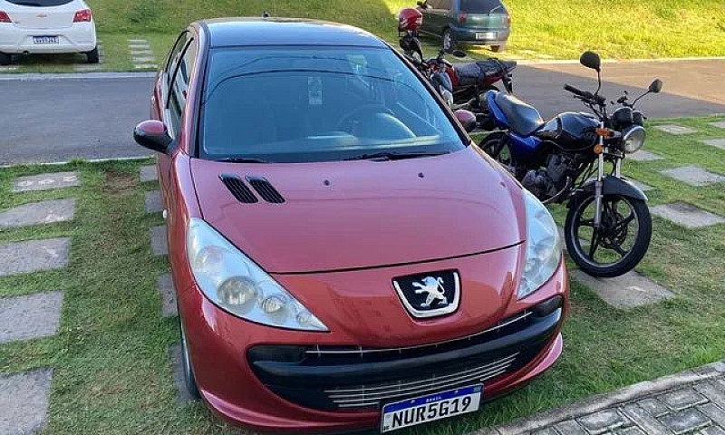 Peugeot 207 1.4 8V (...