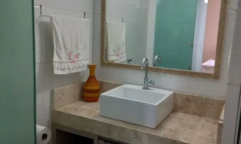 Alugo Quarto Ao Lado...