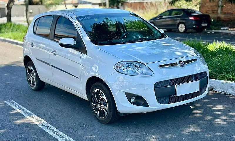 Fiat Palio Attractiv...