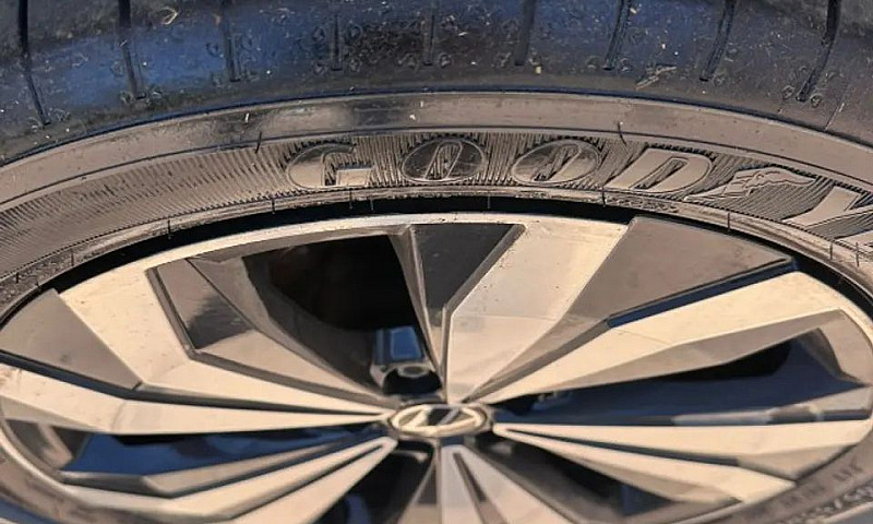 Volkswagen T-Cross C...