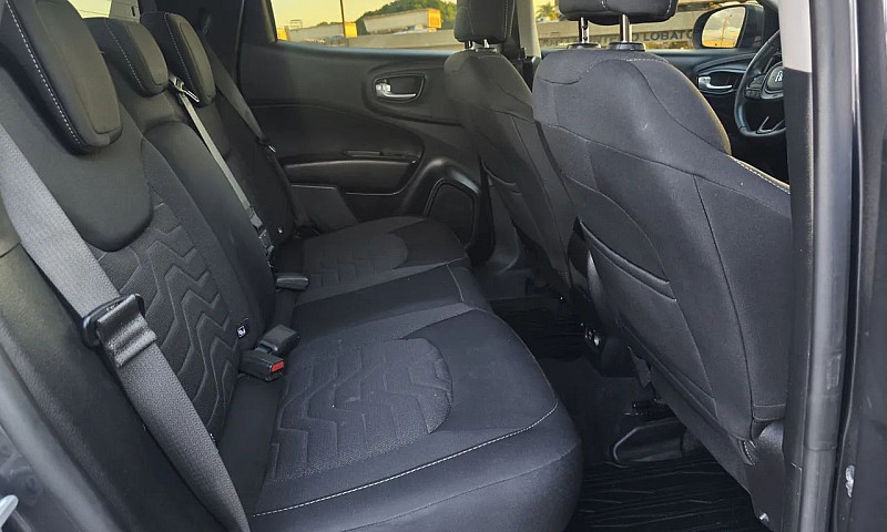 Fiat Toro Freedom 1....