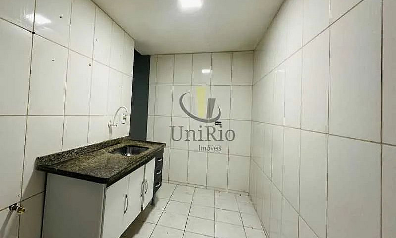 Casa Em Condomínio À...