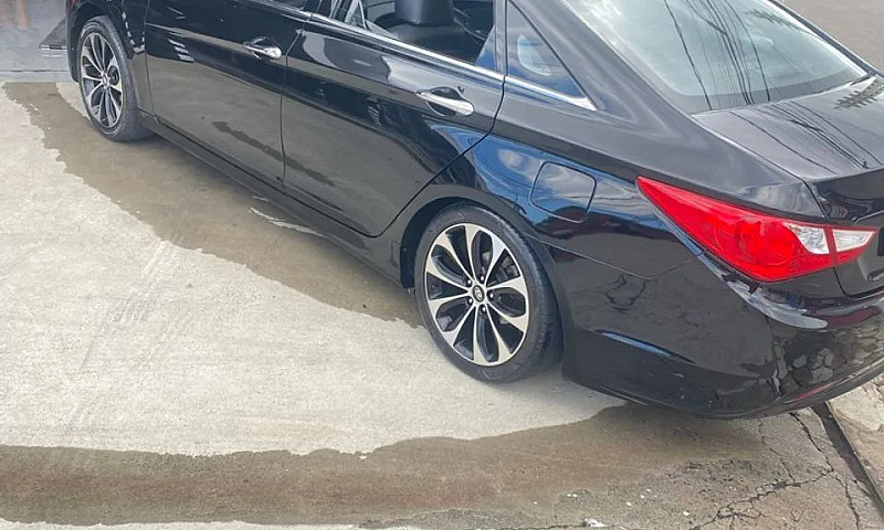 Hyundai Sonata 2.4 1...