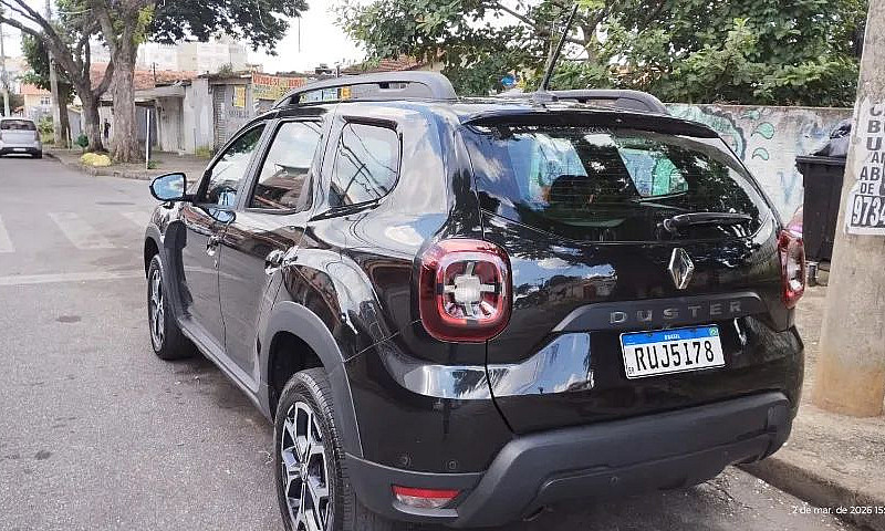 Renault Duster Iconi...