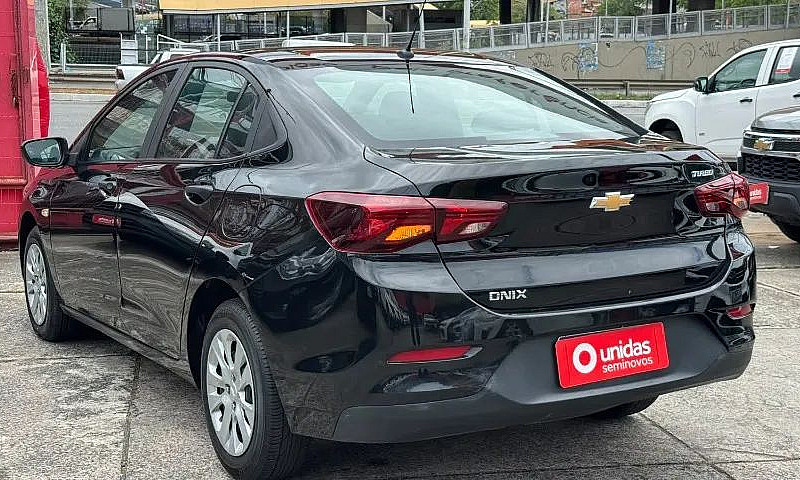 Chevrolet Onix Plus ...