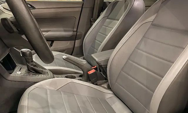 Volkswagen Nivus Hig...