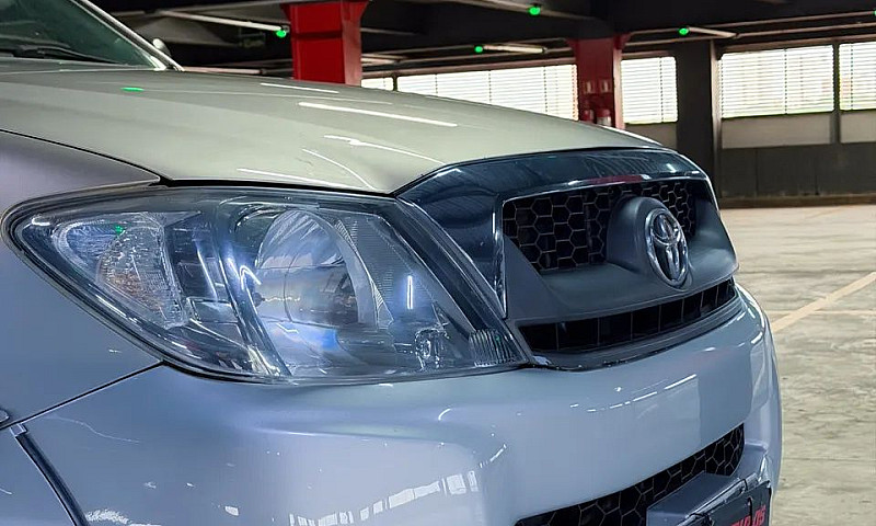 Toyota Hilux Cd D4-D...