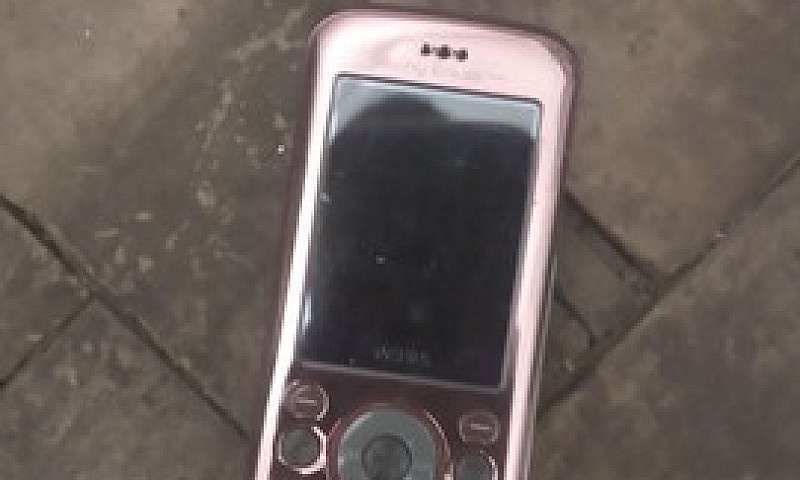 Sony Ericson Novo...