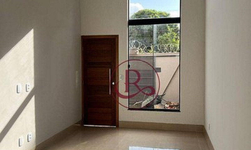 Casa Com 3 Quartos À...