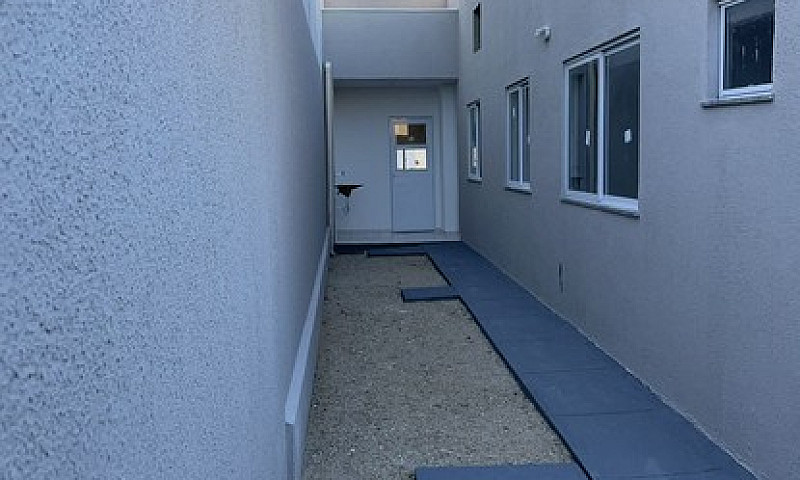 Casa De Três Quartos...
