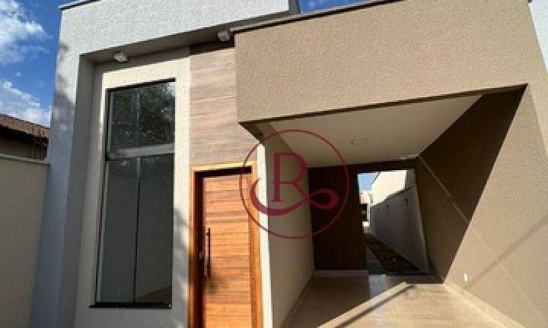 Casa Com 3 Quartos À...
