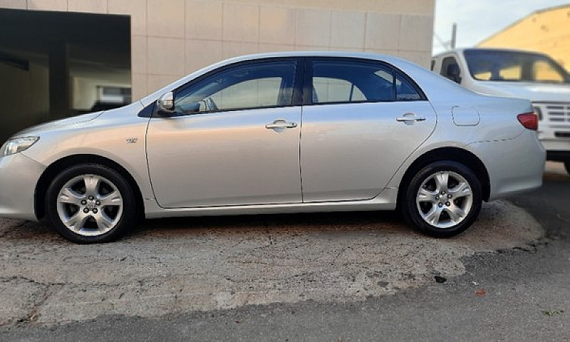 Toyota Corolla Xei 1...