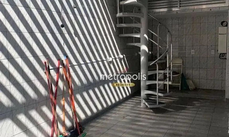 Casa Com 3 Dormitóri...