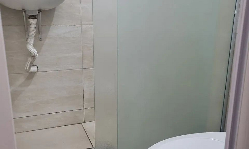 Para Uma Pessoa, Com...