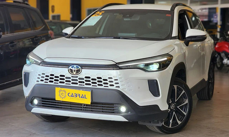 Toyota Corolla Cross...