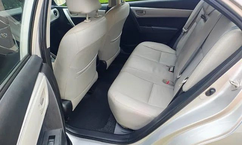 Toyota Corolla Xei 2...