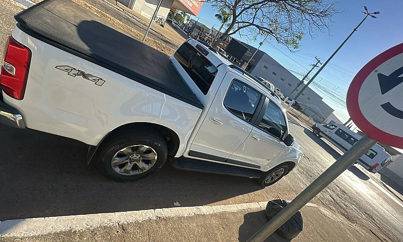Chevrolet S10 Pick-U...