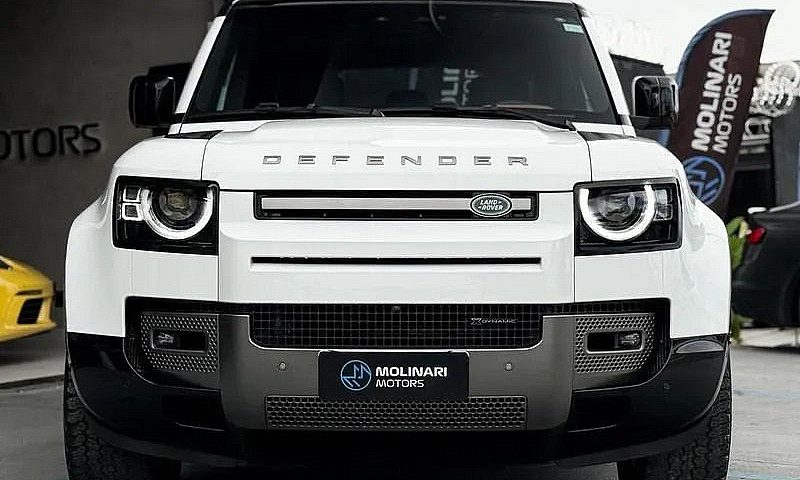 Land Rover Defender ...