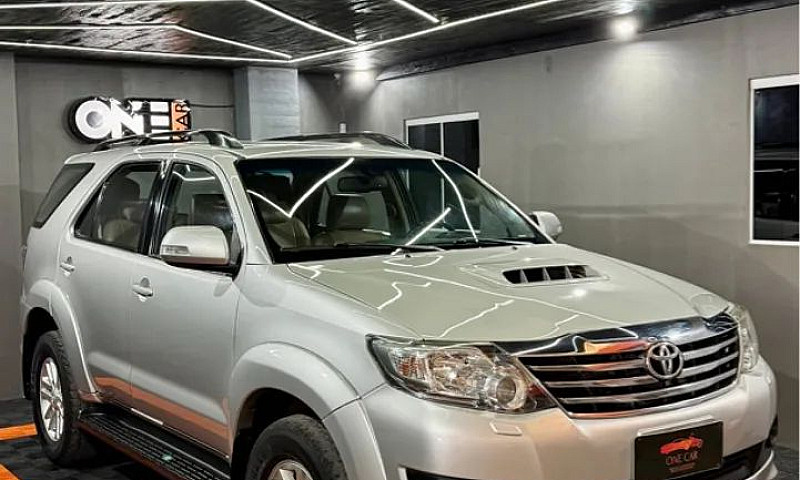 Toyota Hilux Sw4 Srv...
