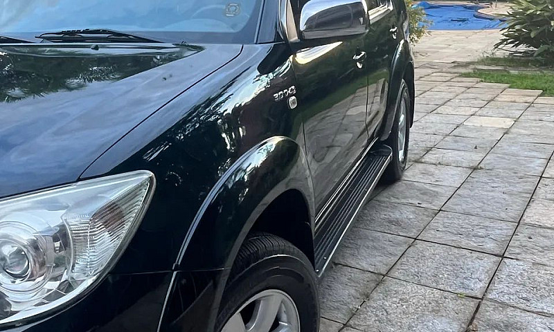 Toyota Hilux Sw4 Srv...