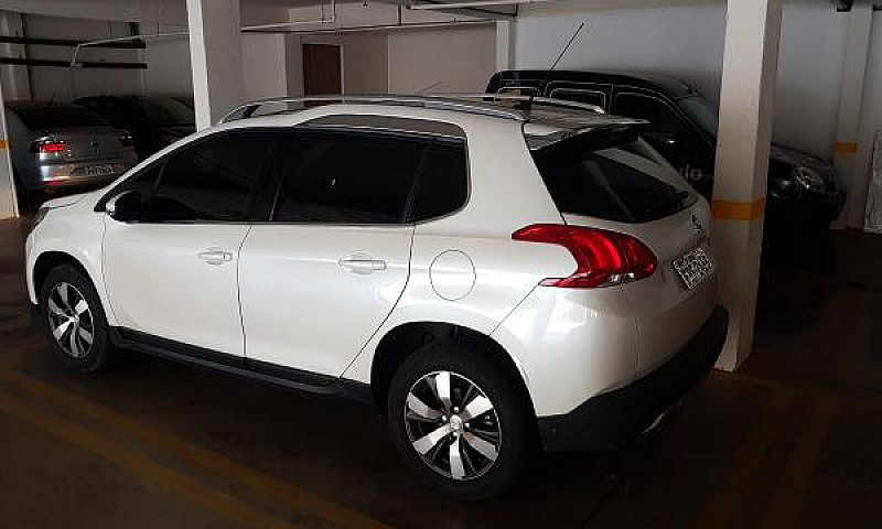 Peugeot 2008...