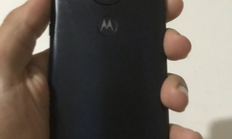 Moto G7 Play...